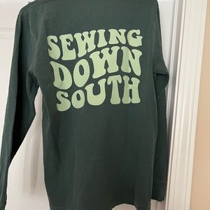 Sewing Down South T-shirt! NWOT Unisex